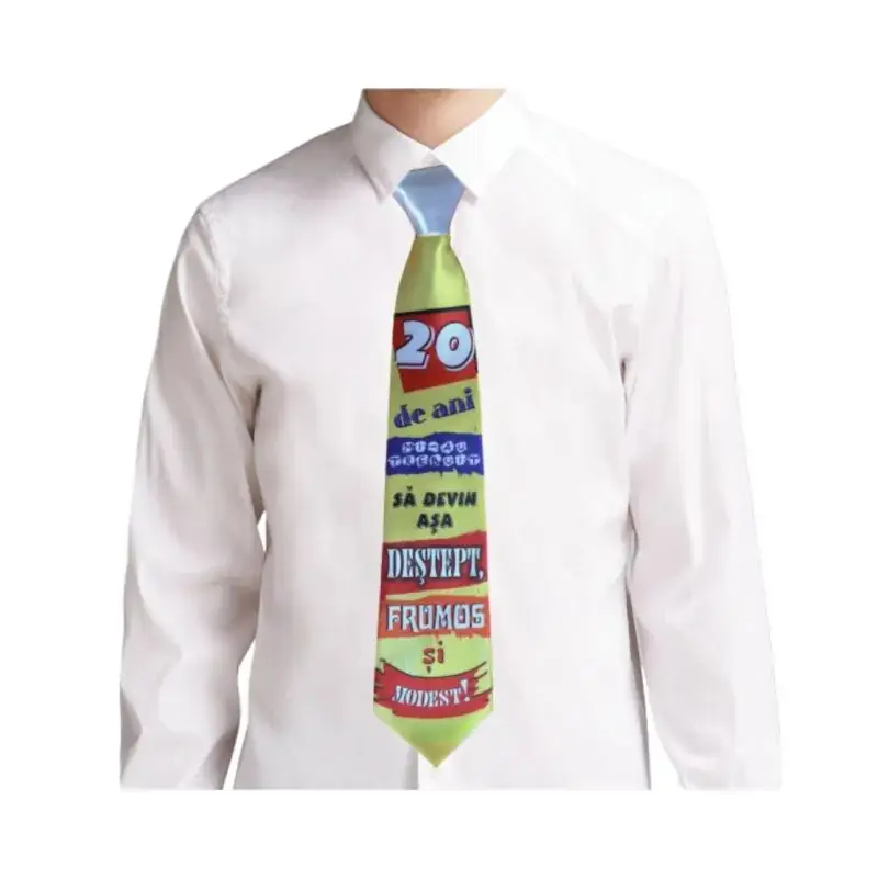 20 de ani mi-au trebuit sa devin asa..., cravata cu mesaj